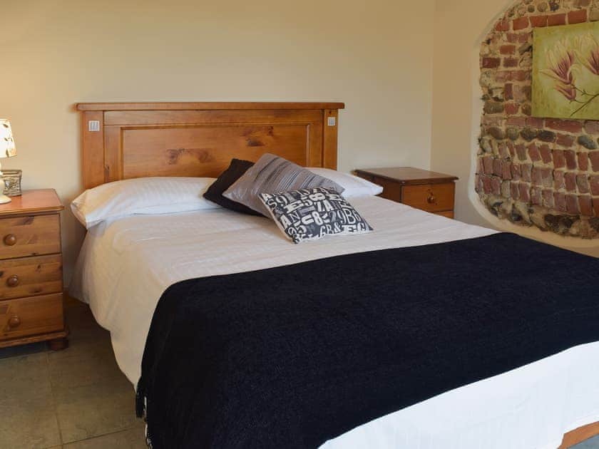 Double bedroom | Rosemary - Grove Farm Barns, Catfield