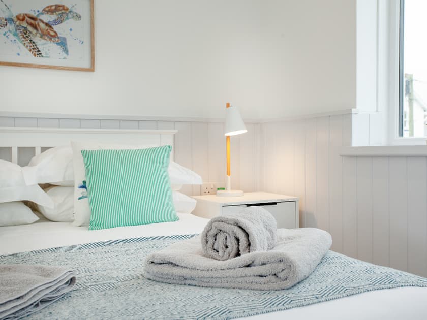 Double bedroom | Starfish Shack - Sunnybeach Holiday Apartments, Paignton