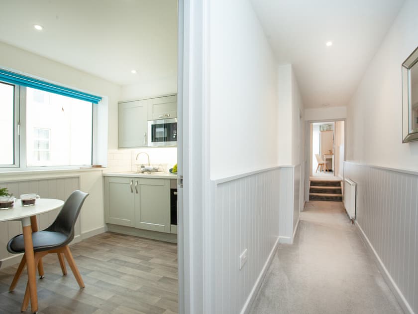 Interior | Seagulls Rest - Sunnybeach Holiday Apartments, Paignton