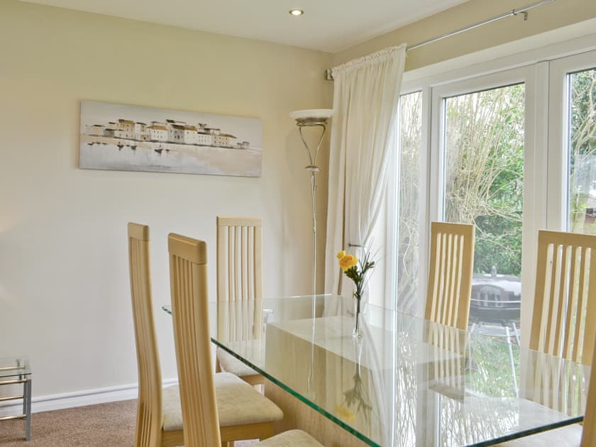 Dining room | Roanne, Gorleston-on-Sea
