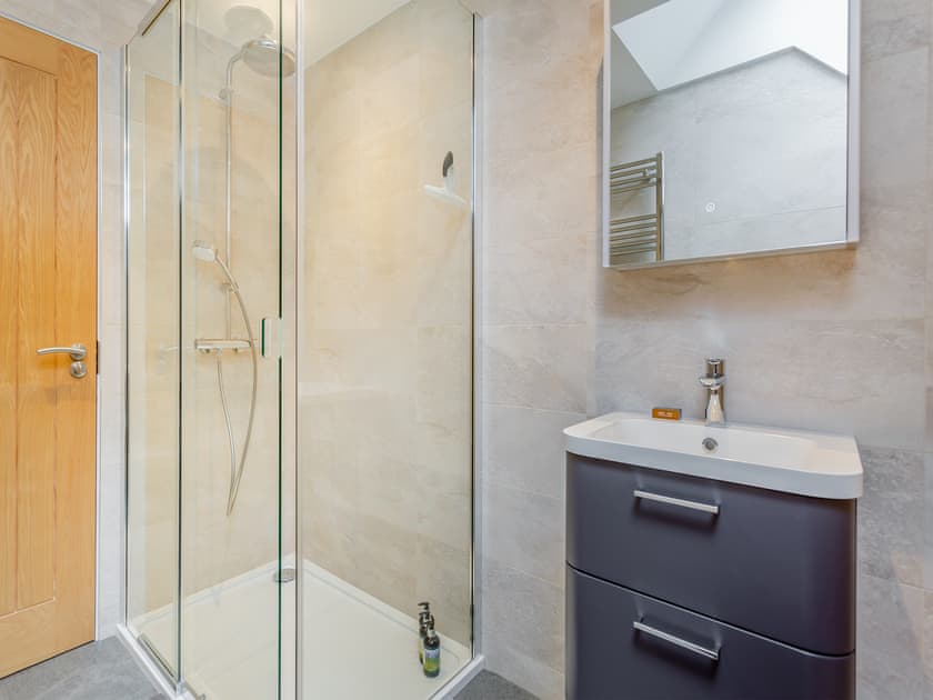 Shower room | Gate Lodge - Strathconon Cottages, Strathconon, Muir of Ord