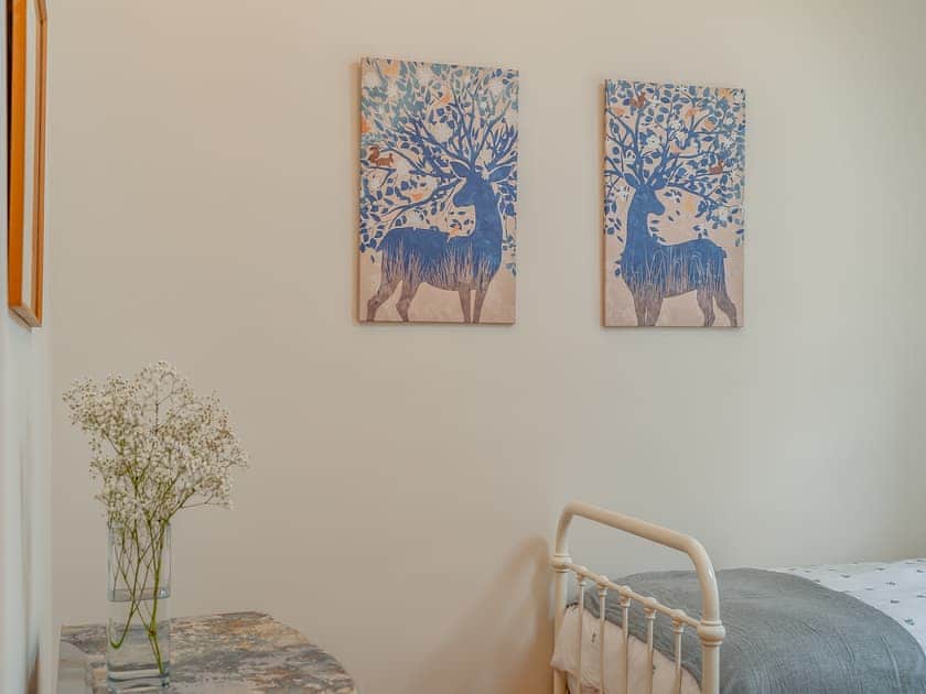 Twin bedroom | The Barn - Longhoughton Hall, Longhoughton