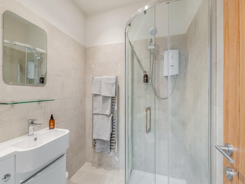 Shower room | The Barn - Longhoughton Hall, Longhoughton