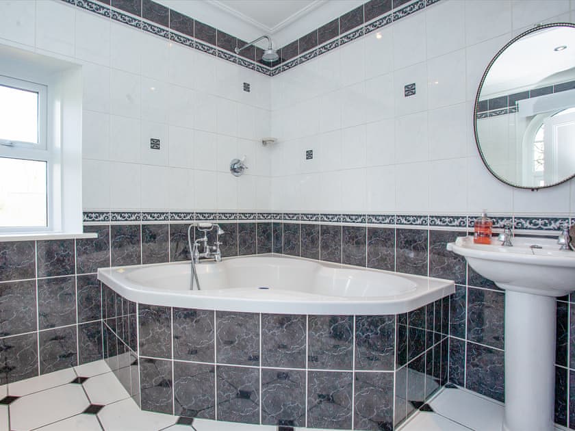 Bathroom | High Park House, Littleham, near Bideford