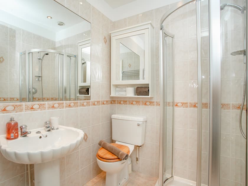 En-suite | High Park House, Littleham, near Bideford
