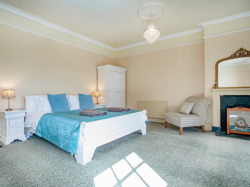 Triple bedroom | High Park House, Littleham, near Bideford