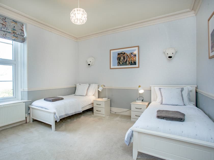 Twin bedroom | High Park House, Littleham, near Bideford