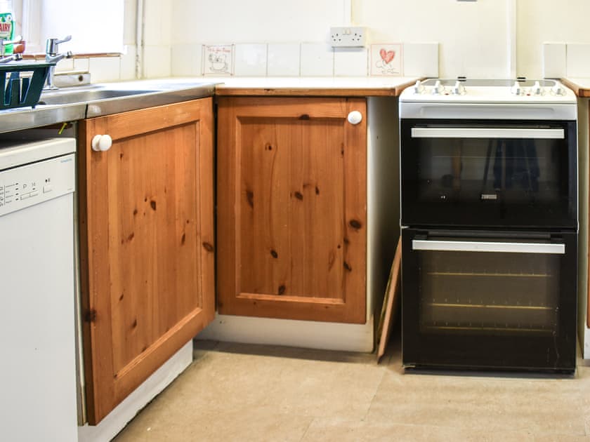 Kitchen | Cricketers Cottage, Holme-next-the-Sea