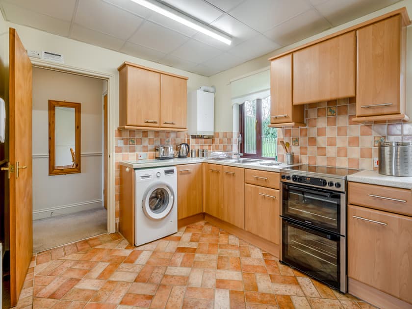 Kitchen/diner |  Barn Owl - Church Farm Cottages, Horsford, near Norwich