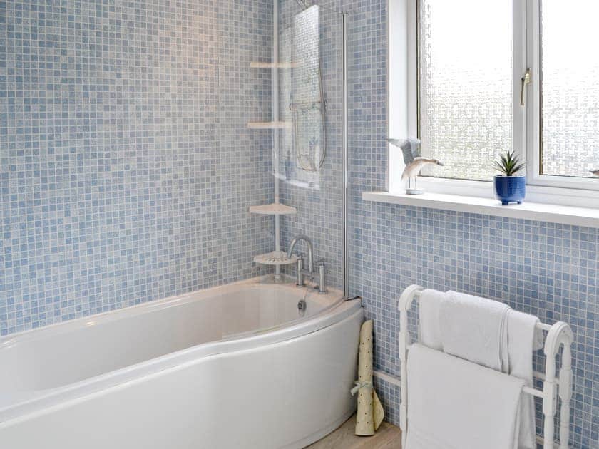 Bathroom | Thistle Dee, Wooler