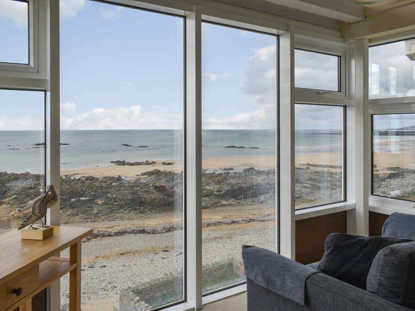 Double bedroom | Craig Llydan, Rhosneigr