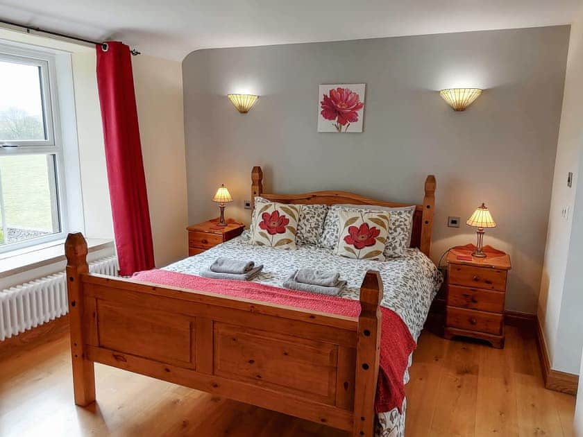 Double bedroom | The Farmhouse - Cotterill Farm, Biggin by Hartington, near Buxton