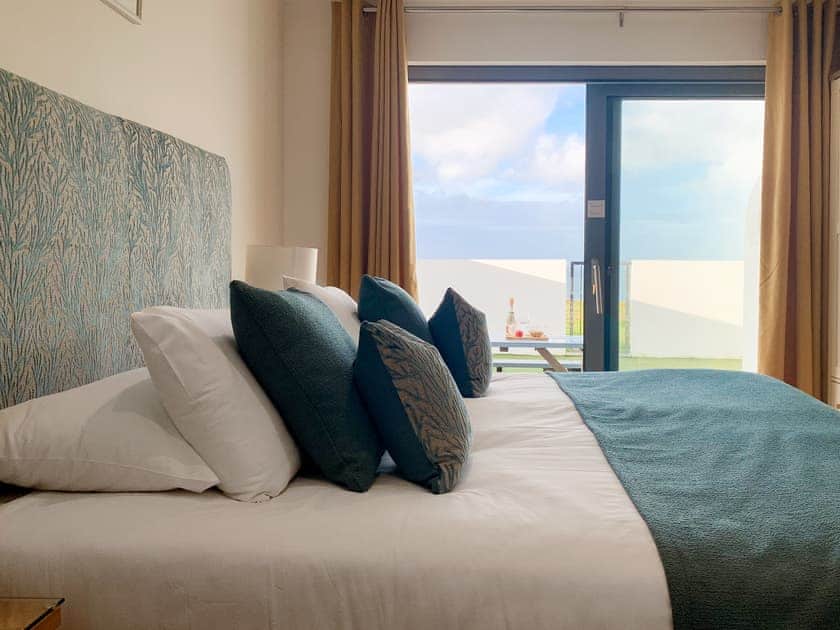 Double bedroom | Crest@64, Newquay