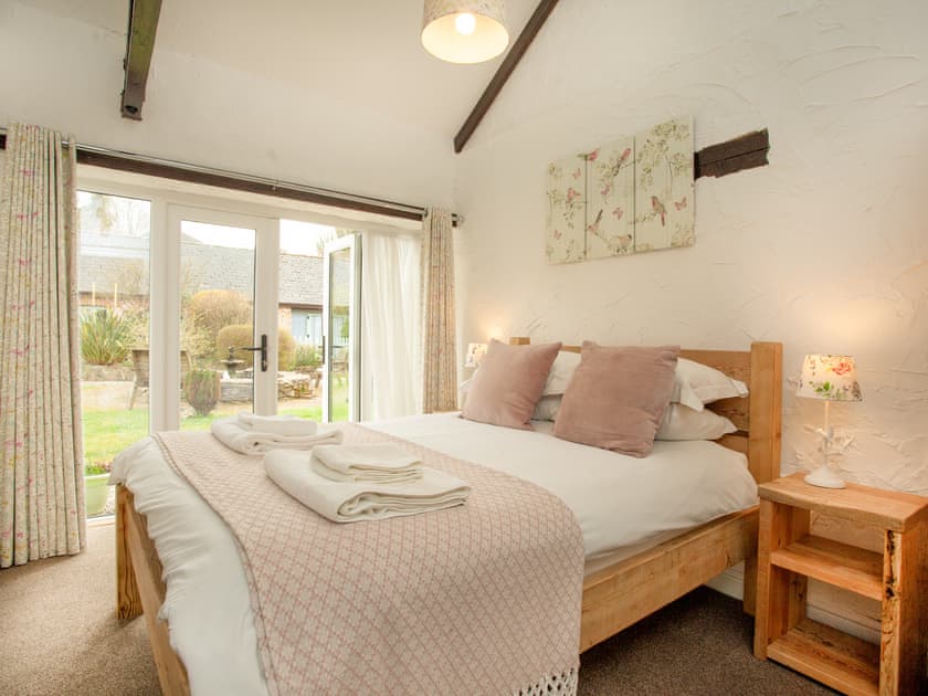 Double bedroom | Daisy Cottage - The Old Mill Cottages, Marldon, near Paignton