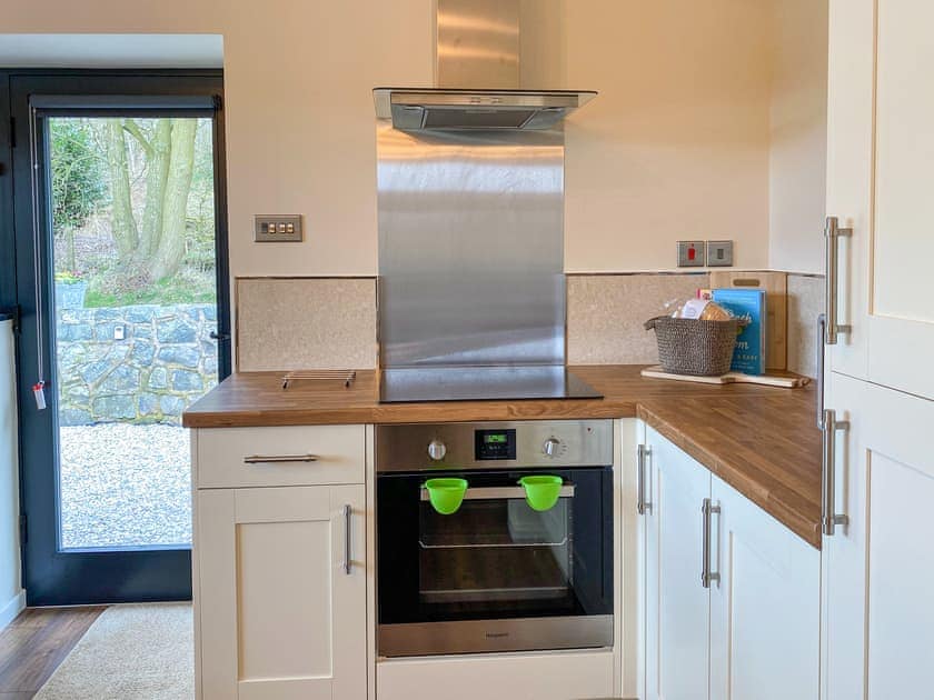 Kitchen area | Sun Valley- Serenity - Sun Valley, Stockton Brook, near Leek