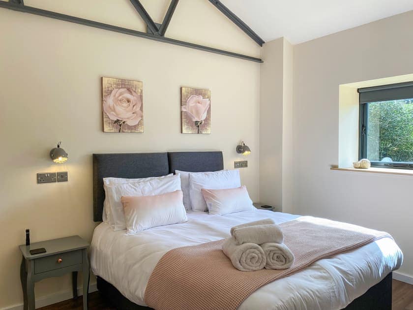 Kingsize bedroom. Can be a twin on request | Sun Valley- Serenity - Sun Valley, Stockton Brook, near Leek