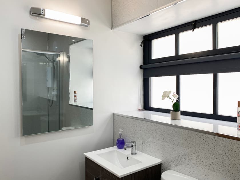 Shower room | Sun Valley- Serenity - Sun Valley, Stockton Brook, near Leek