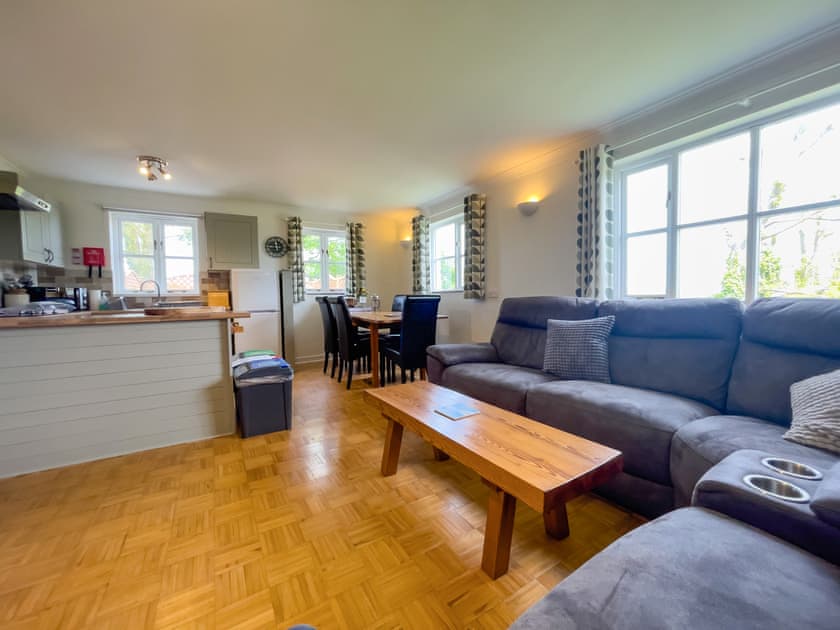 Living area | Wheel - Canllefaes Cottages, Penparc