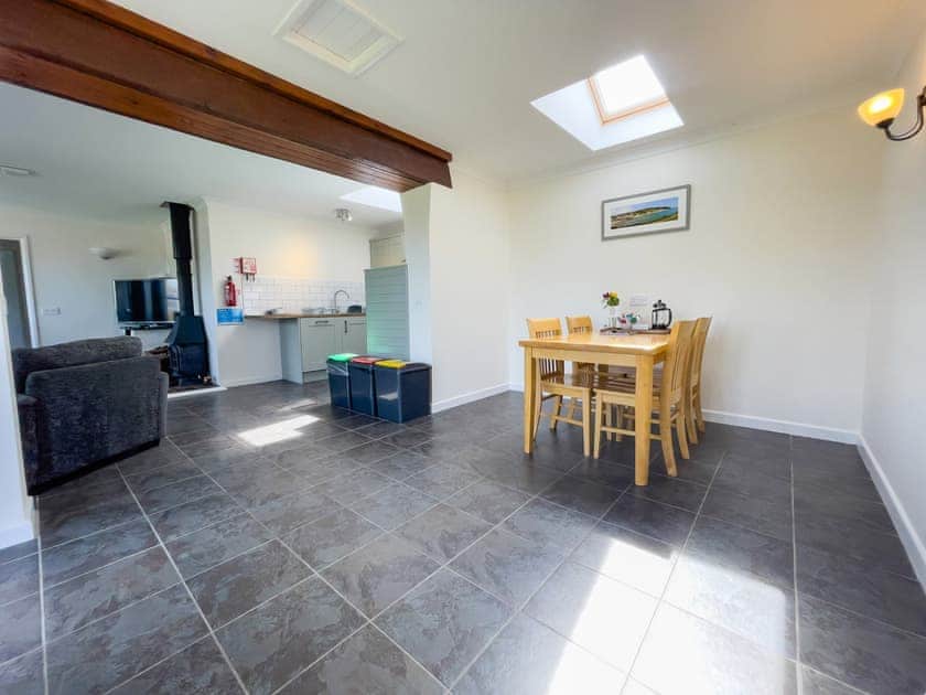 Open plan living space | Ty-Coed - Canllefaes Cottages, Penparc