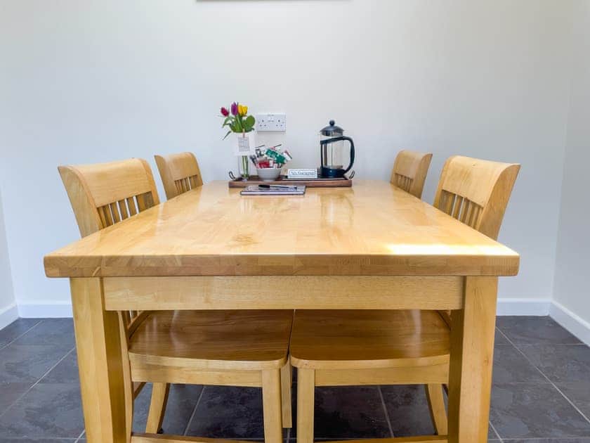 Dining Area | Ty-Coed - Canllefaes Cottages, Penparc