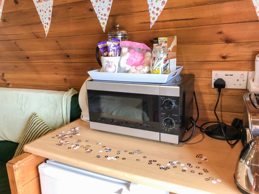 Kitchen area | Rivendell Glamping Pod - Well Farm Holiday Cottages, Holsworthy, near Launceston