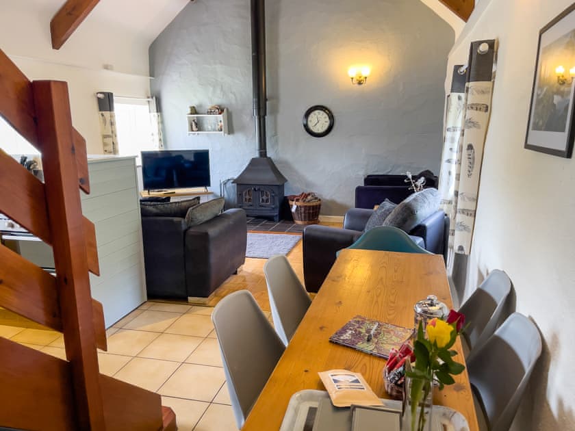 Open plan living space | Granary - Canllefaes Cottages, Penparc