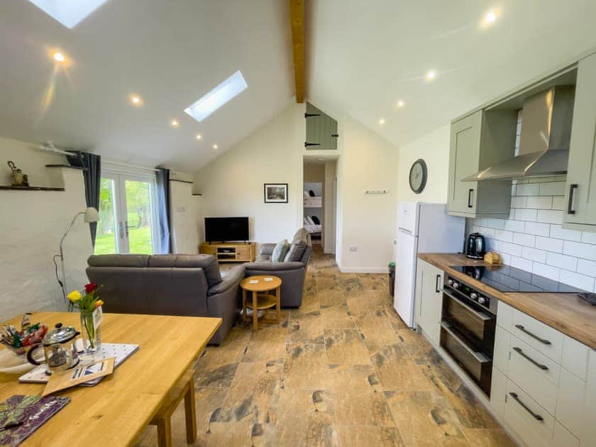 Open plan living space | Byre - Canllefaes Cottages, Penparc