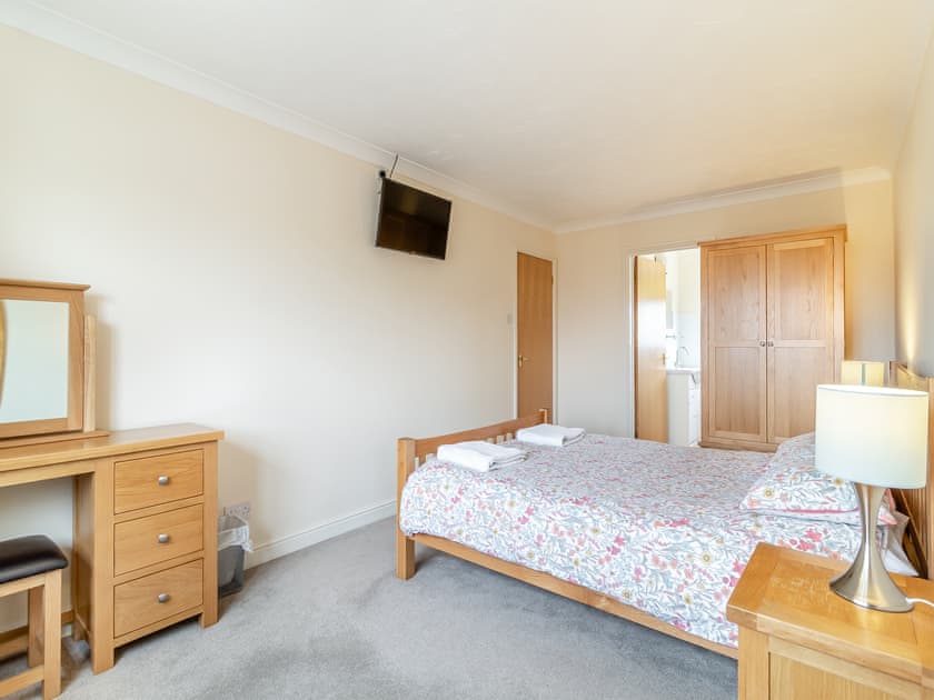 Double bedroom | Cockleshell Cottage, Sea Palling