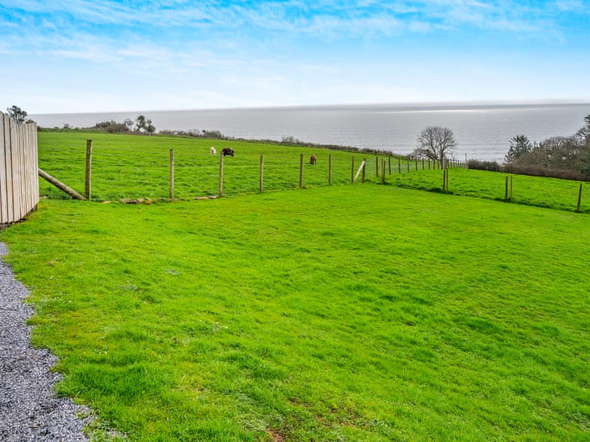 Garden | Granary Cottage - Amroth Cottages, Amroth, near Saundersfoot
