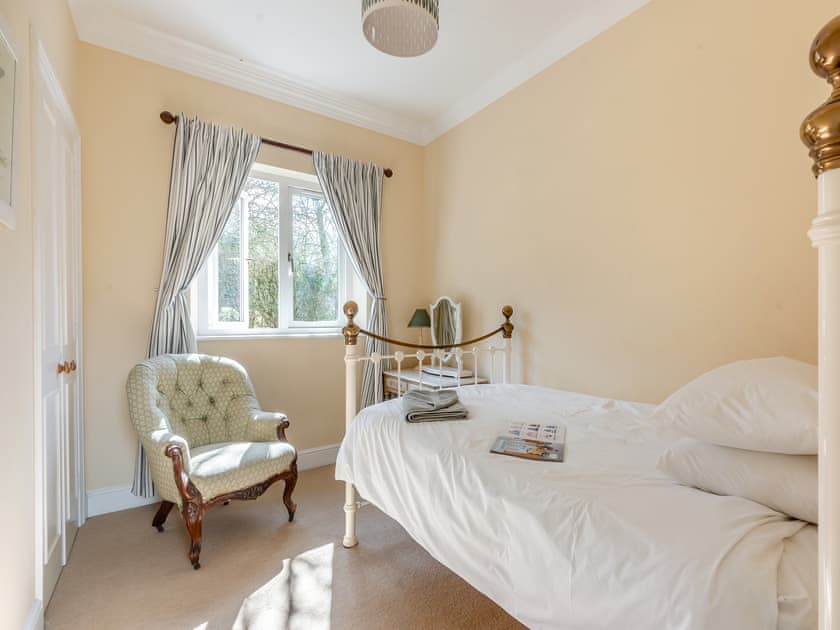 Single bedroom | The Fishing Lodge, Netton, near Salisbury