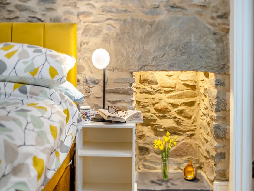 Double bedroom | Ivy Bush Cottage, Llanddewi Brefi, near Tregaron