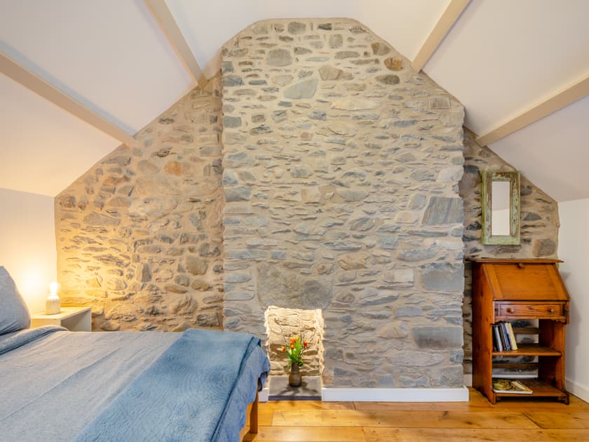 Double bedroom | Ivy Bush Cottage, Llanddewi Brefi, near Tregaron