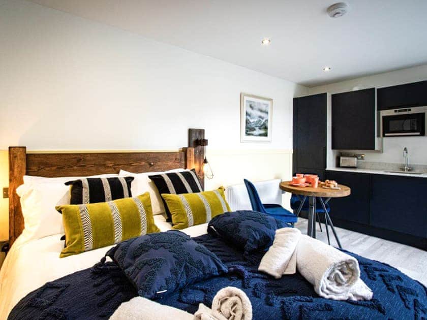 Open plan living space | Whitbarrow - Winster Pods, Windermere