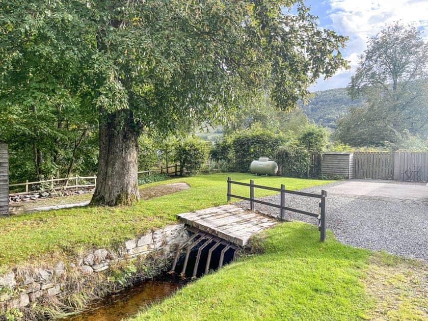 Garden and grounds | Old Mill Cottage, Blair Atholl, near Pitlochry