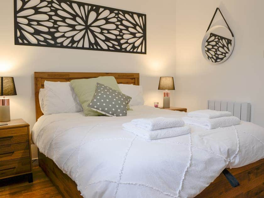 Double bedroom | Black Spout Cottage, Pitlochry