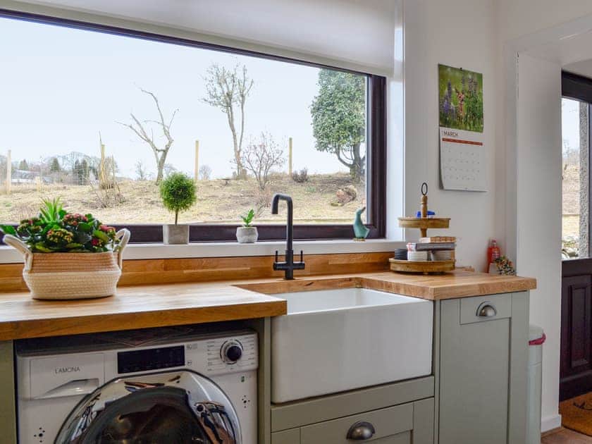 Kitchen | Black Spout Cottage, Pitlochry