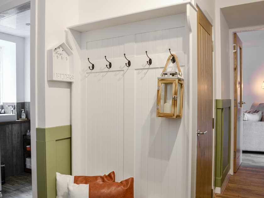 Hallway | Black Spout Cottage, Pitlochry