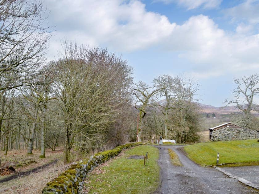 Garden and grounds | Black Spout Cottage, Pitlochry