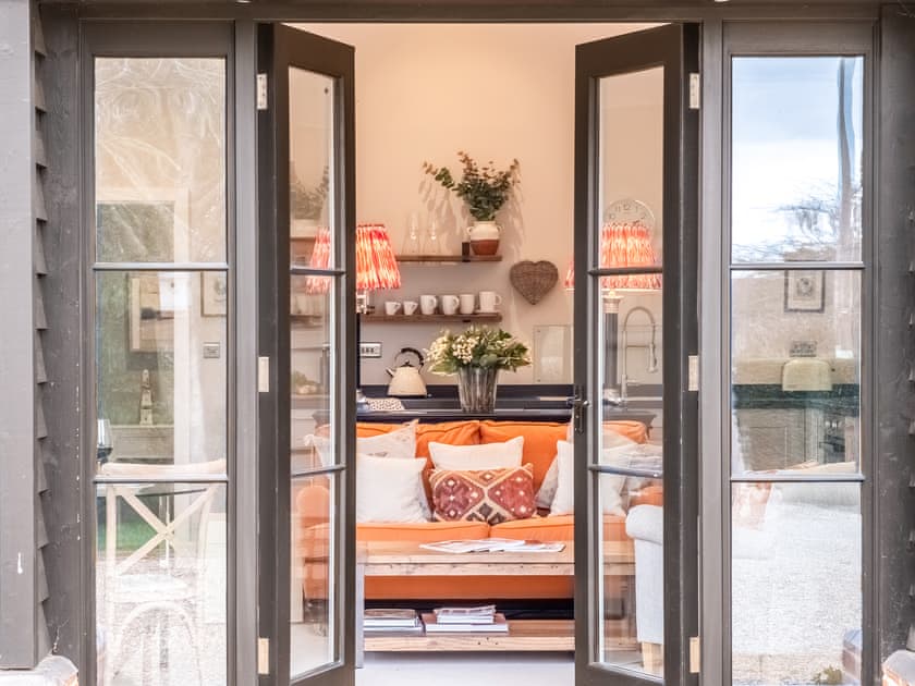 Open plan living space | The Dove House, Kersey