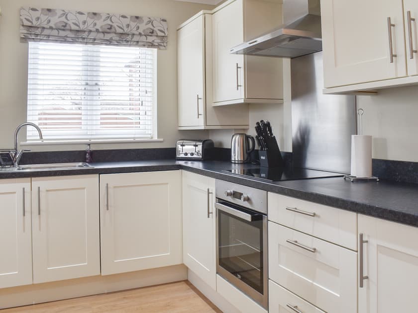 Kitchen | The Lodge, Portsmouth