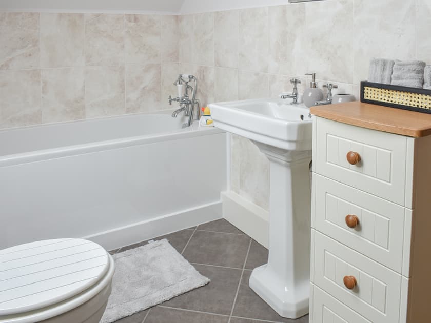 En-suite | The Lodge, Portsmouth