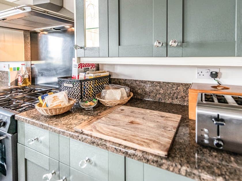 Kitchen/diner | Bunny Meadows, Llangynog, near Llansteffan