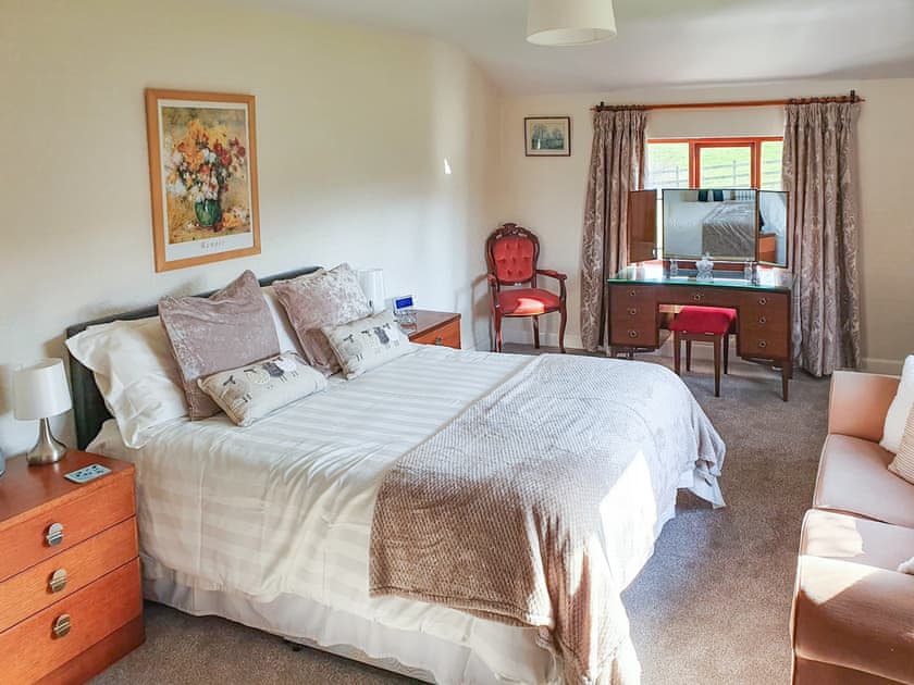 Double bedroom | Kiln Green Farmhouse, Near Milnthorpe