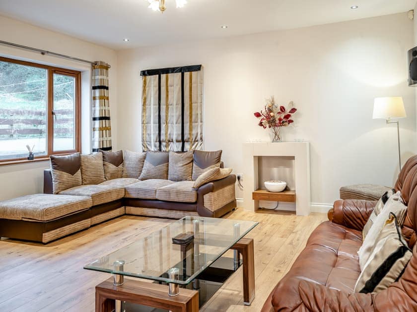 Living room | Wernddu Fechan House - Wernddu Properties, Neath