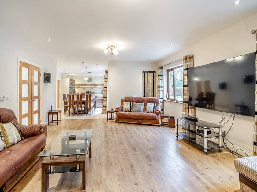 Living room | Wernddu Fechan House - Wernddu Properties, Neath
