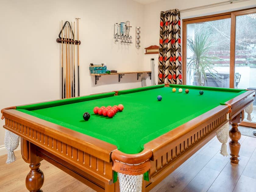 Games room | Wernddu Fechan House - Wernddu Properties, Neath