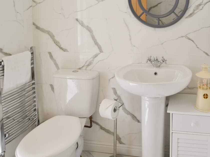 Bathroom | Old Colliery Cottage, Shilbottle, near Alnwick