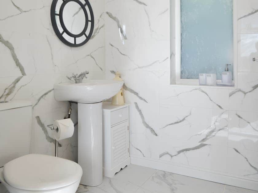 Bathroom | Old Colliery Cottage, Shilbottle, near Alnwick