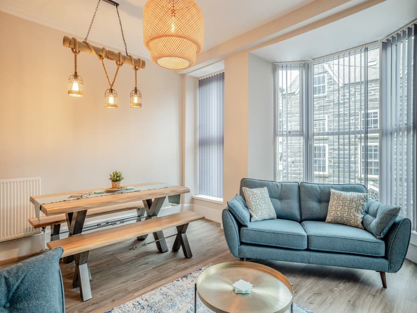 Living room/dining room | Llety Clyd, Barmouth