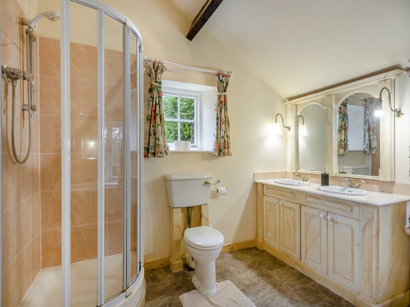 En-suite | White House Farm, Fring, near Kings Lynn